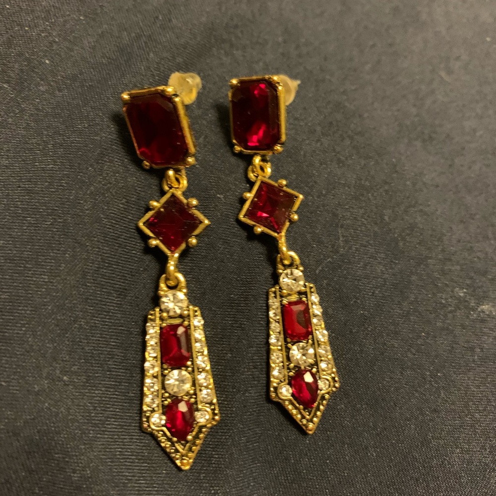 Faux ruby earrings - Picture 2 of 6